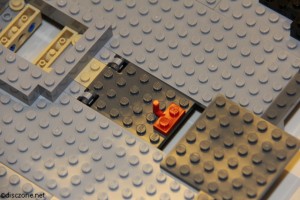 7965 Millennium Falcon - Trap Door