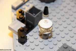 7965 Millennium Falcon - Jedi Training Device