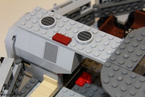 7965 Millennium Falcon - Top Exhausts