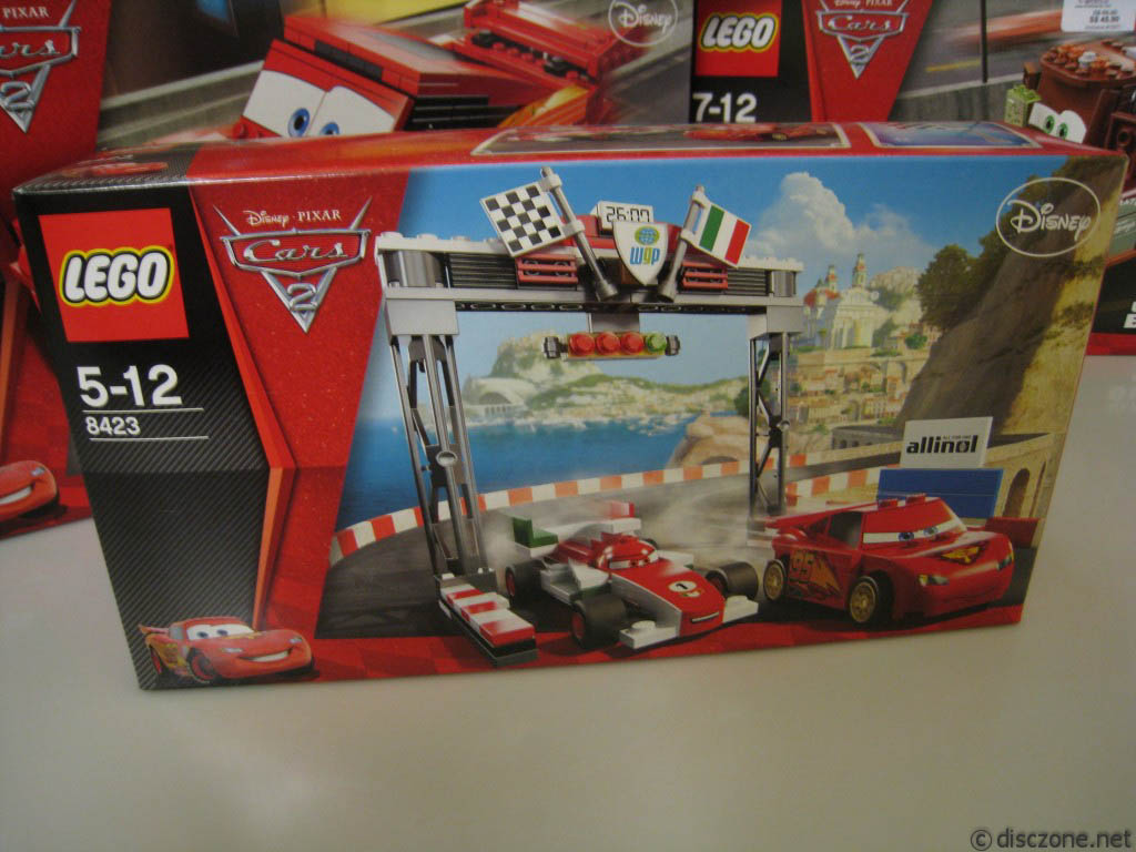lego cars 2 ultimate race set