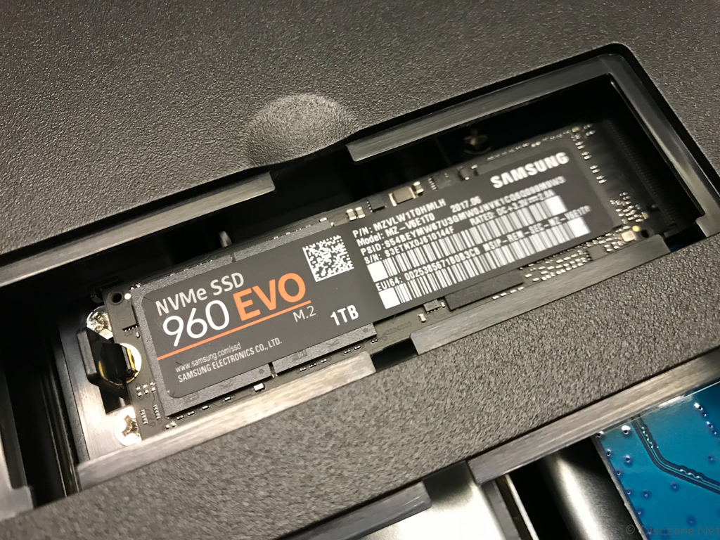 Retningslinier Åben ornament DS918 Review - Samsung NVMe SSD Installation - Welcome to Disczone!